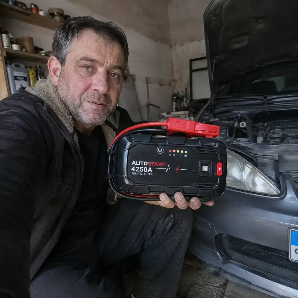 Mark Bianchi with Autostart 4250A by his car